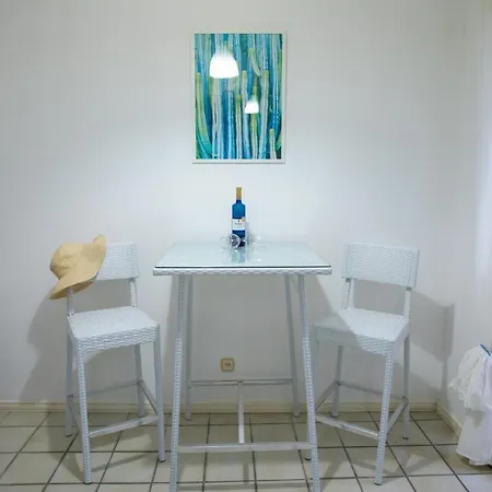 Mariposa Blanca By Canariasgetaway * Las Palmas de Gran Canaria
